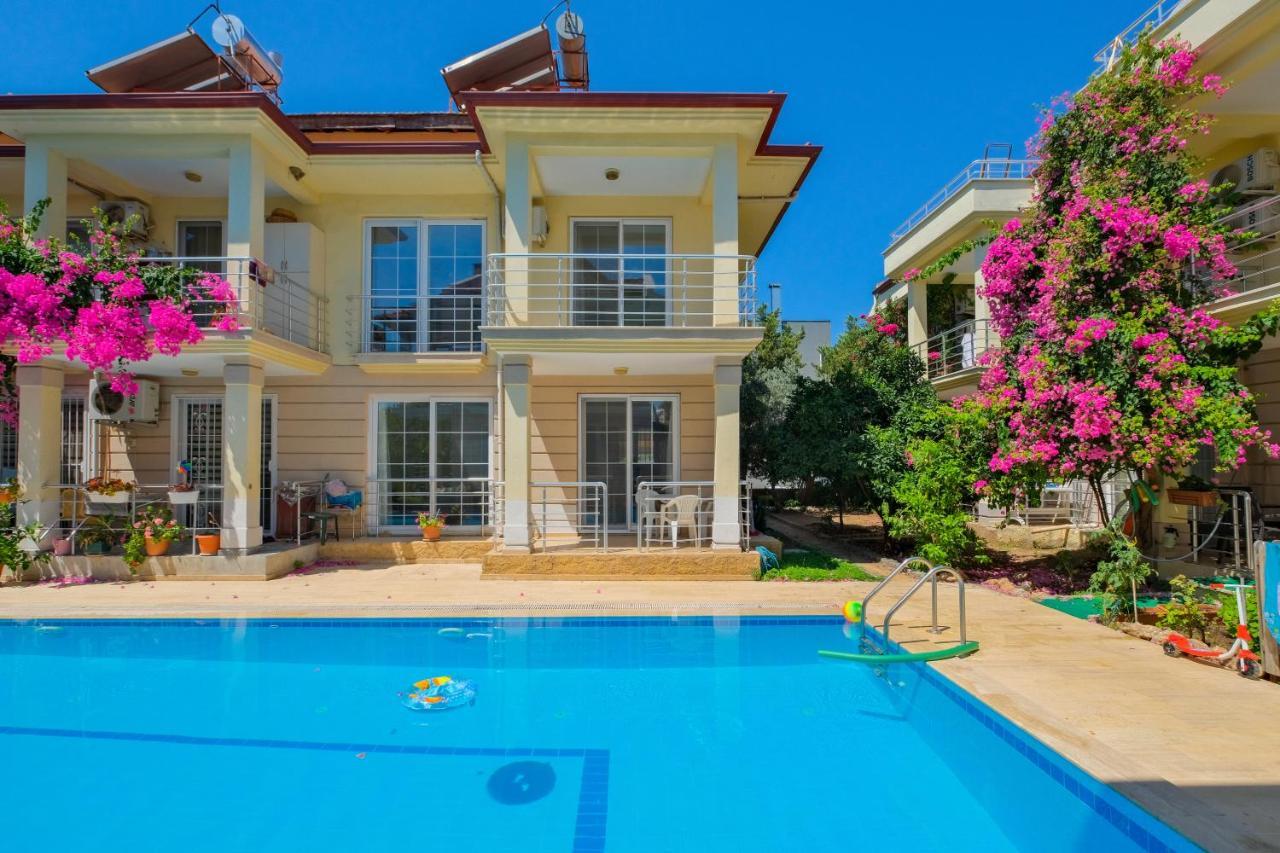 Yas Calis Beach Villa Fethiye Esterno foto