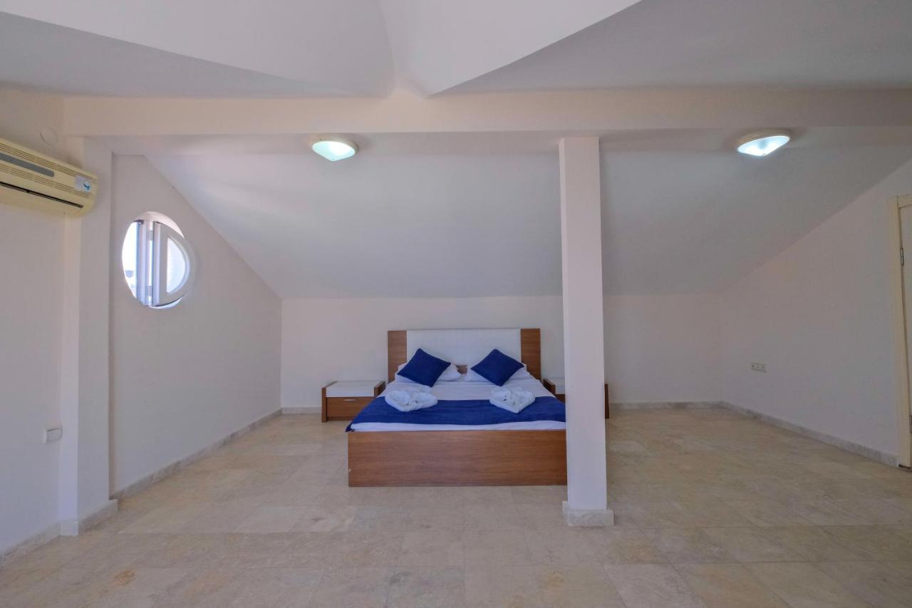 Yas Calis Beach Villa Fethiye Esterno foto